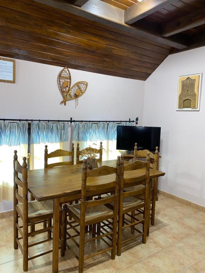 El Rincon De Andrea Apartamentos Бьескас Экстерьер фото