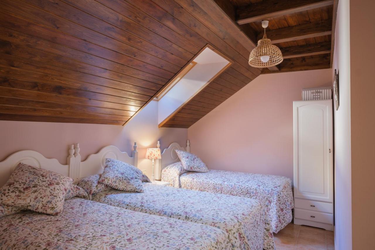 El Rincon De Andrea Apartamentos Бьескас Экстерьер фото